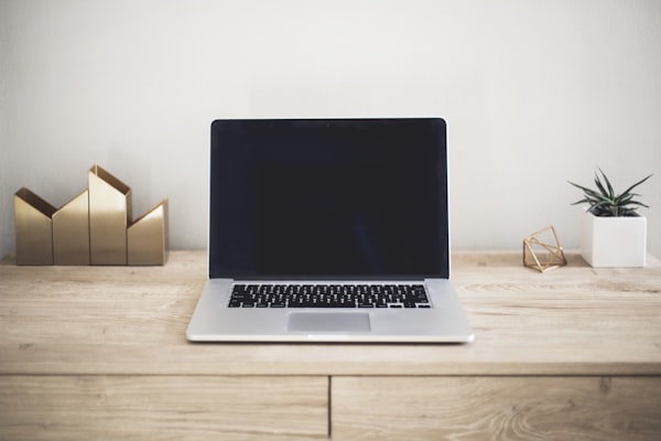 ໂນ໊ດບຸ໊ກ Laptop Slim Core i7 16GB/512GB