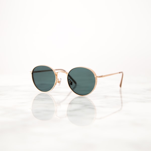 ແວ່ນຕາກັນແດດ UV400 Polarized